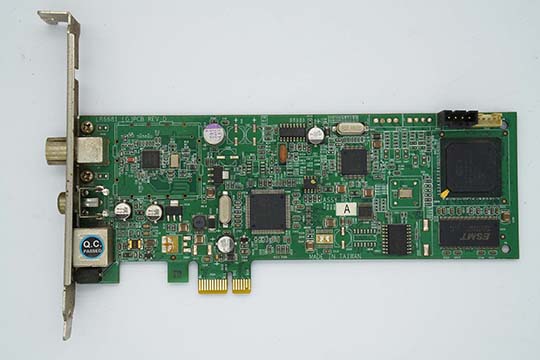 丽台Winfast PxPVR2200电视卡（CONEXANT CX23885 + CX23417-11Z芯片）